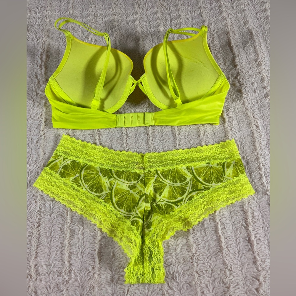 Victoria's Secret Push Up Bra & Panties  Set Neon Green Lace 34C M NWT, NWOT - Picture 2 of 7